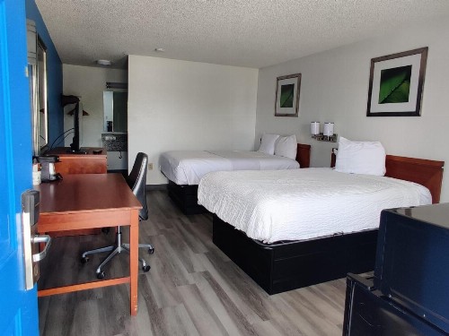 Travelodge Suites by Wyndham MacClenny - image 22