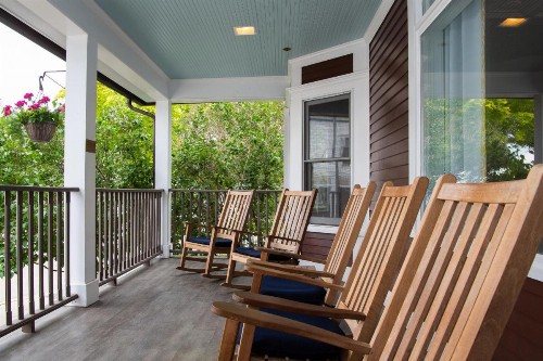 Lake View Hotel - image 24