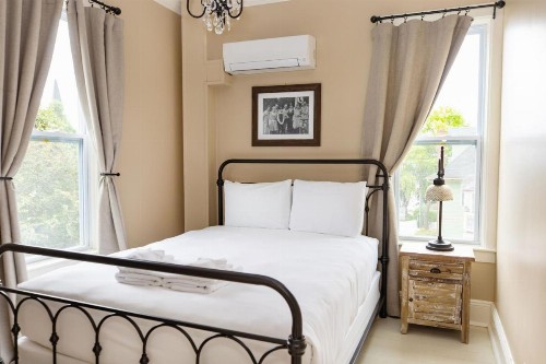 Pine Cottage Bed & Breakfast - image 22