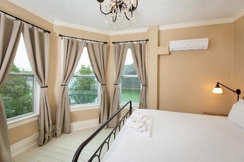 Pine Cottage Bed & Breakfast - image 46