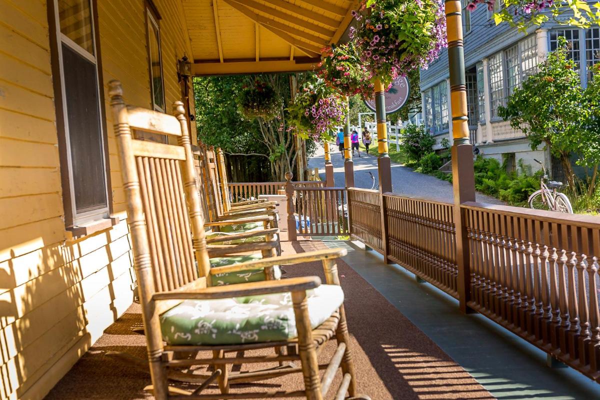 Pine Cottage Bed & Breakfast - image 5