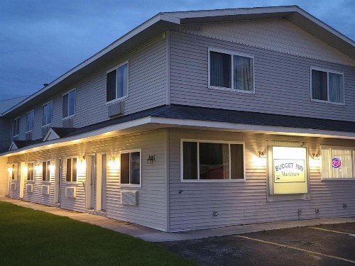Mackinaw Budget Inn - image 19