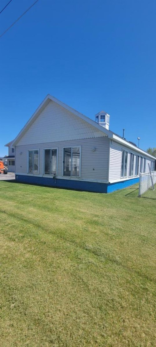 Mackinaw Budget Inn - image 7