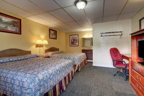 Star Motel - image 4