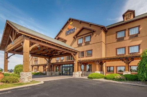 Comfort Inn & Suites Macon - image 11