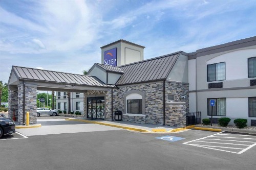 Sleep Inn Macon I-75 - image 2