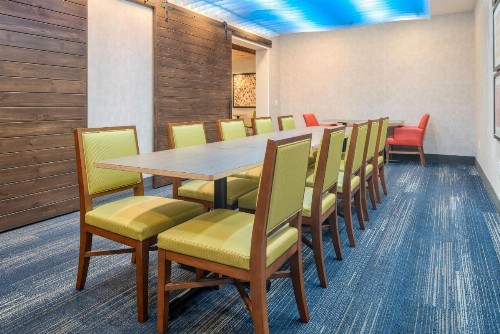 Holiday Inn Express Hotel & Suites Macon-West an IHG Hotel - image 15