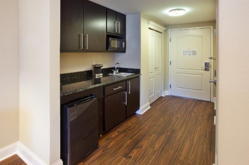 Holiday Inn Macon North an IHG Hotel - image 17