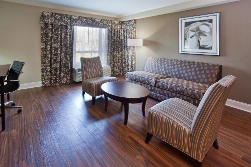 Holiday Inn Macon North an IHG Hotel - image 21