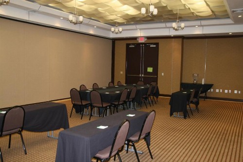 Holiday Inn Macon North an IHG Hotel - image 3