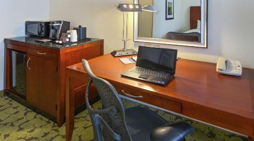 Hilton Garden Inn Macon/Mercer University - image 15