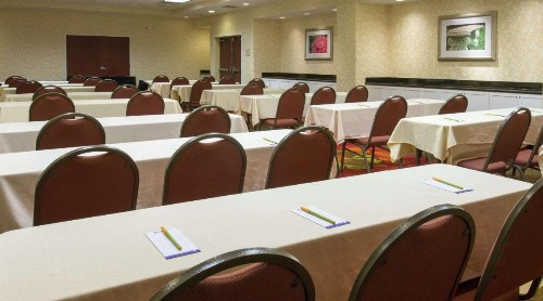 Hilton Garden Inn Macon/Mercer University - image 17