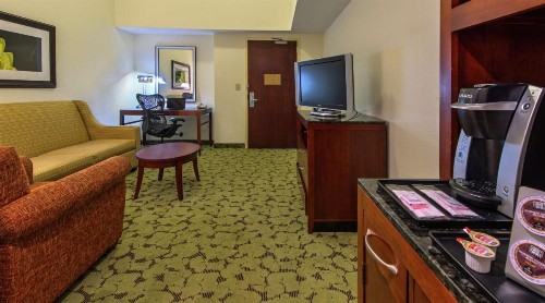 Hilton Garden Inn Macon/Mercer University - image 22