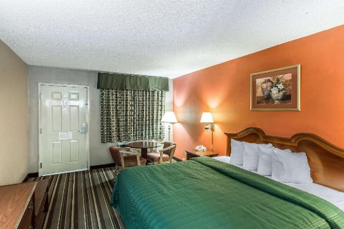 Quality Inn And Suites - image 24