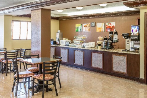 Quality Inn And Suites - image 6