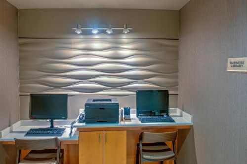SpringHill Suites by Marriott Macon - image 9