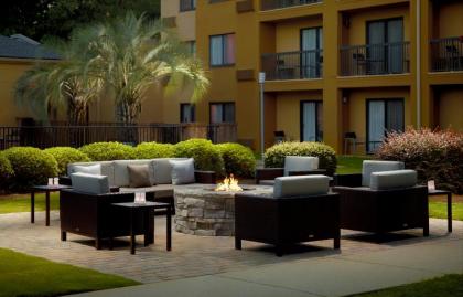 Courtyard by Marriott Macon - image 14
