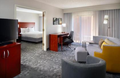 Courtyard by Marriott Macon - image 6