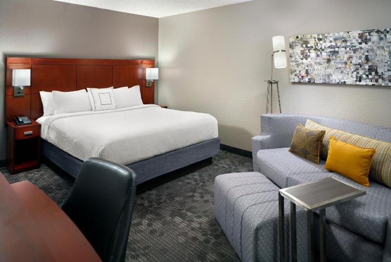 Courtyard by Marriott Macon - image 7