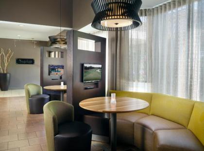 Courtyard by Marriott Macon - image 11