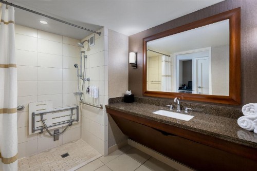 Macon Marriott City Center - image 14