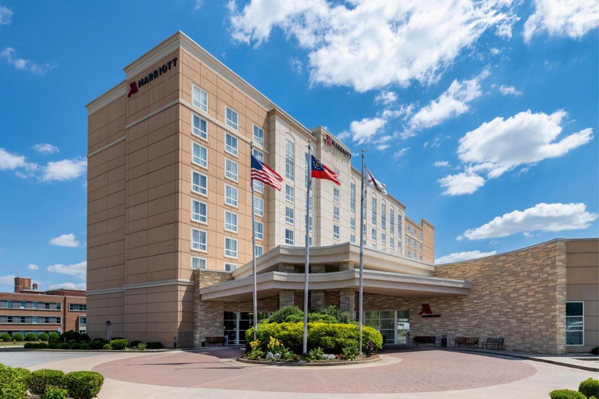 Macon Marriott City Center - image 2