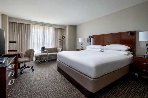 Macon Marriott City Center - image 7
