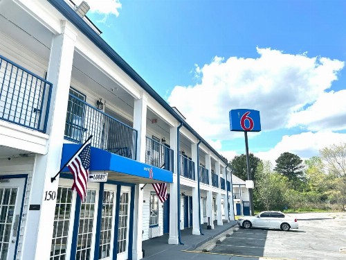 Baymont by Wyndham Macon I-475 - image 25