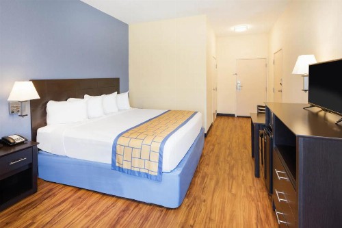 Days Inn by Wyndham Macon I-75 North - image 22