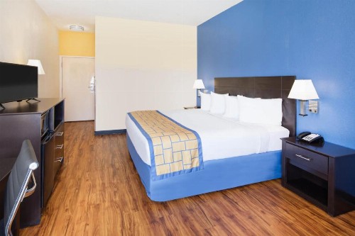 Days Inn by Wyndham Macon I-75 North - image 23