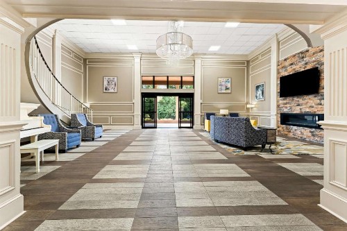 Best Western Riverside Inn - image 10