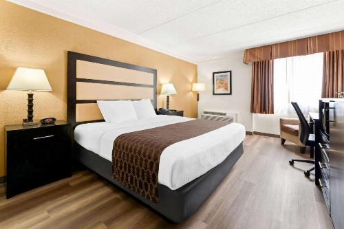 Best Western Riverside Inn - image 15