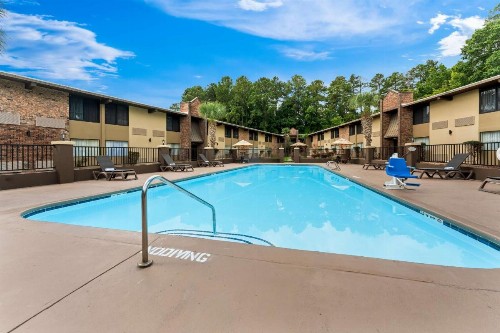 Best Western Riverside Inn - image 2