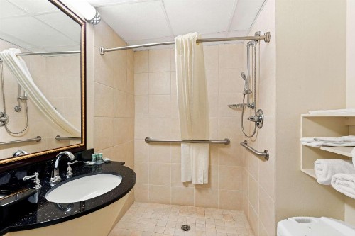Best Western Riverside Inn - image 27