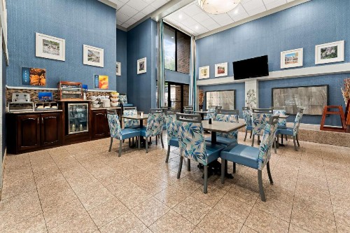 Best Western Riverside Inn - image 5