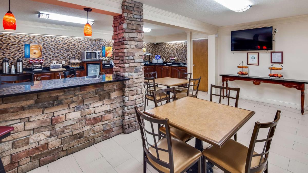 Best Western Inn & Suites of Macon - image 2