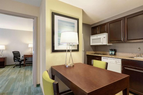 Homewood Suites Macon North - image 10