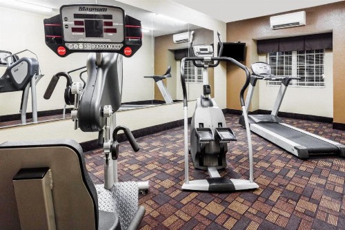 Microtel Inn & Suites by Wyndham Macon - image 21