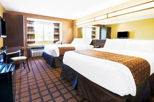 Microtel Inn & Suites by Wyndham Macon - image 31
