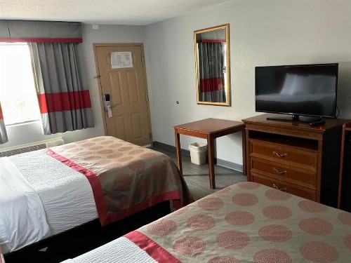 Ramada by Wyndham Macon - image 18