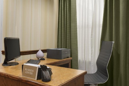 Country Inn & Suites by Radisson Macon North GA - image 11