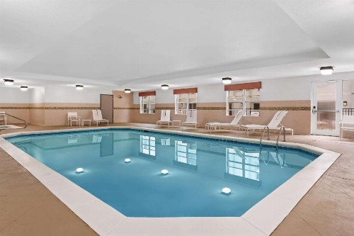 Country Inn & Suites by Radisson Macon North GA - image 28