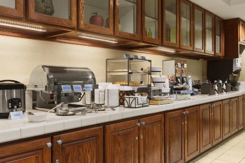 Country Inn & Suites by Radisson Macon North GA - image 35