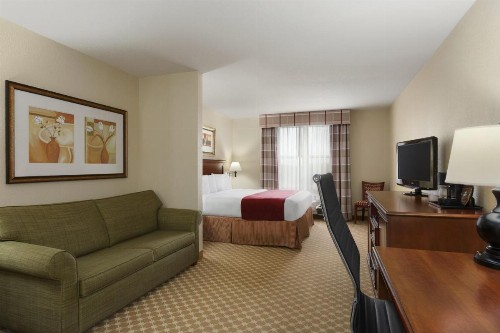 Country Inn & Suites by Radisson Macon North GA - image 6