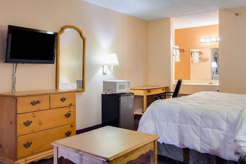 Motel 6-Macon GA - image 26