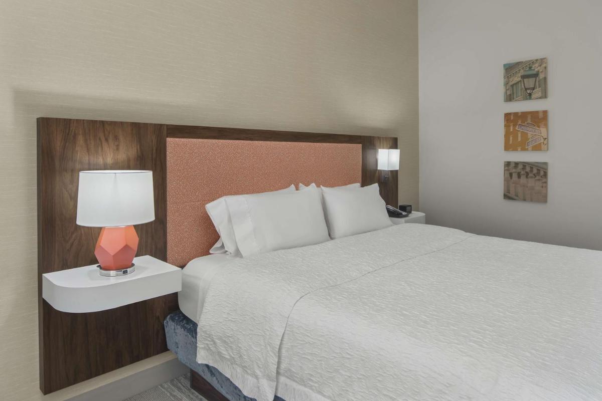 Hampton Inn & Suites Macon I-75 North - image 2