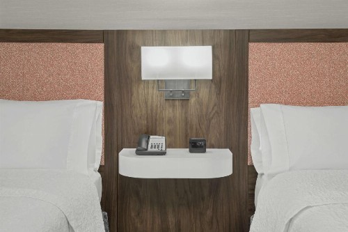 Hampton Inn & Suites Macon I-75 North - image 3