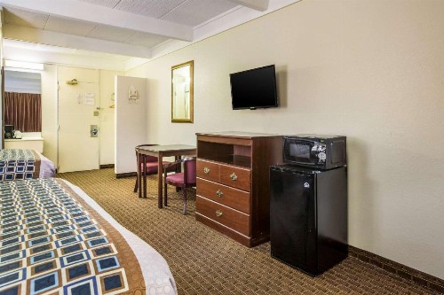 Rodeway Inn - Macon - image 21