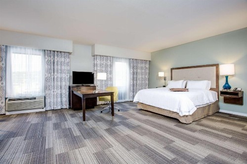 Hampton Inn Macon - I-475 - image 12