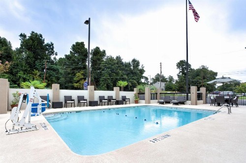 Hampton Inn Macon - I-475 - image 13